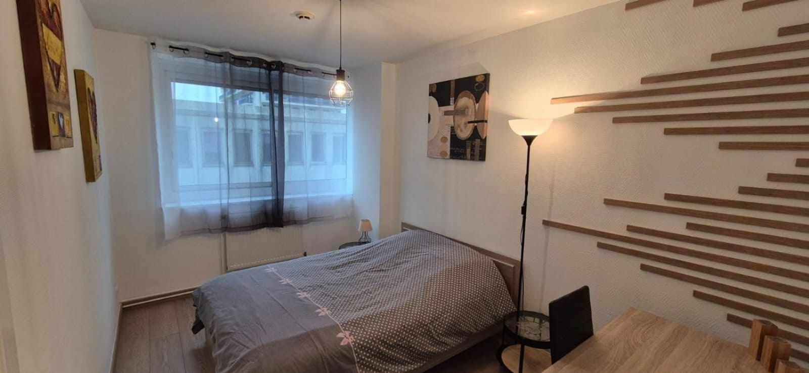 Nouveau !! Appartement Confortable Totalement Renove Avec Parking Gratuit - Hypercentre De Nancy Exterior foto